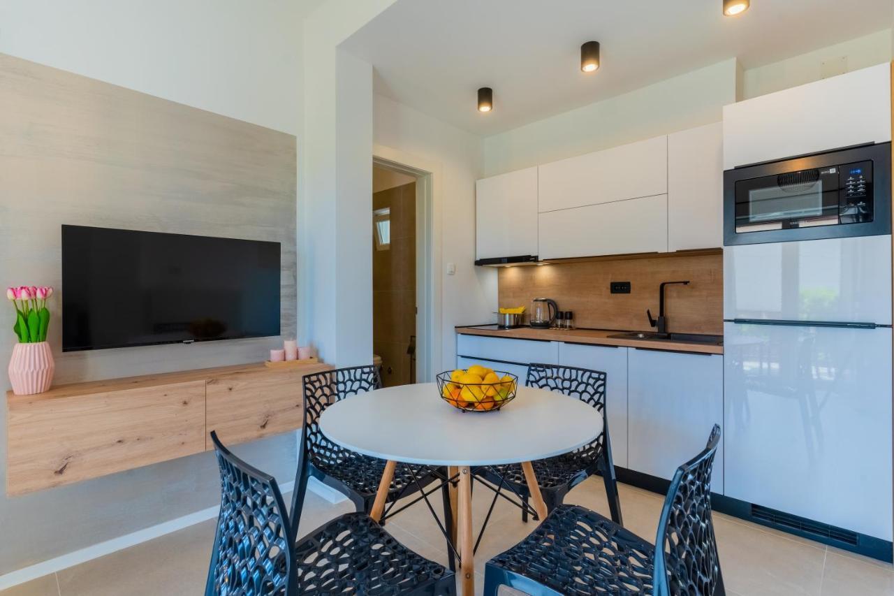 Apartments Ivanka Cres Exterior foto